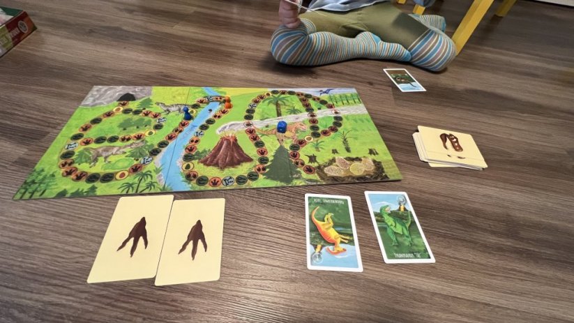 Dinopohádky - desková hra Dinosauří stezka