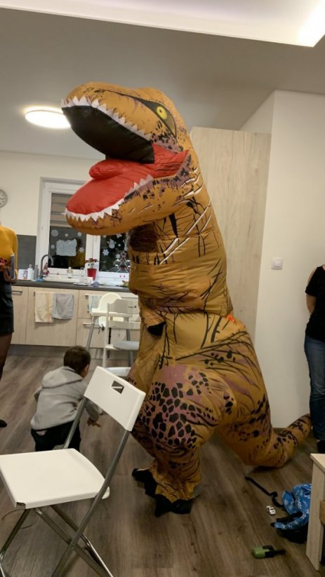 Nafukovací kostým Tyrannosaura Rexe
